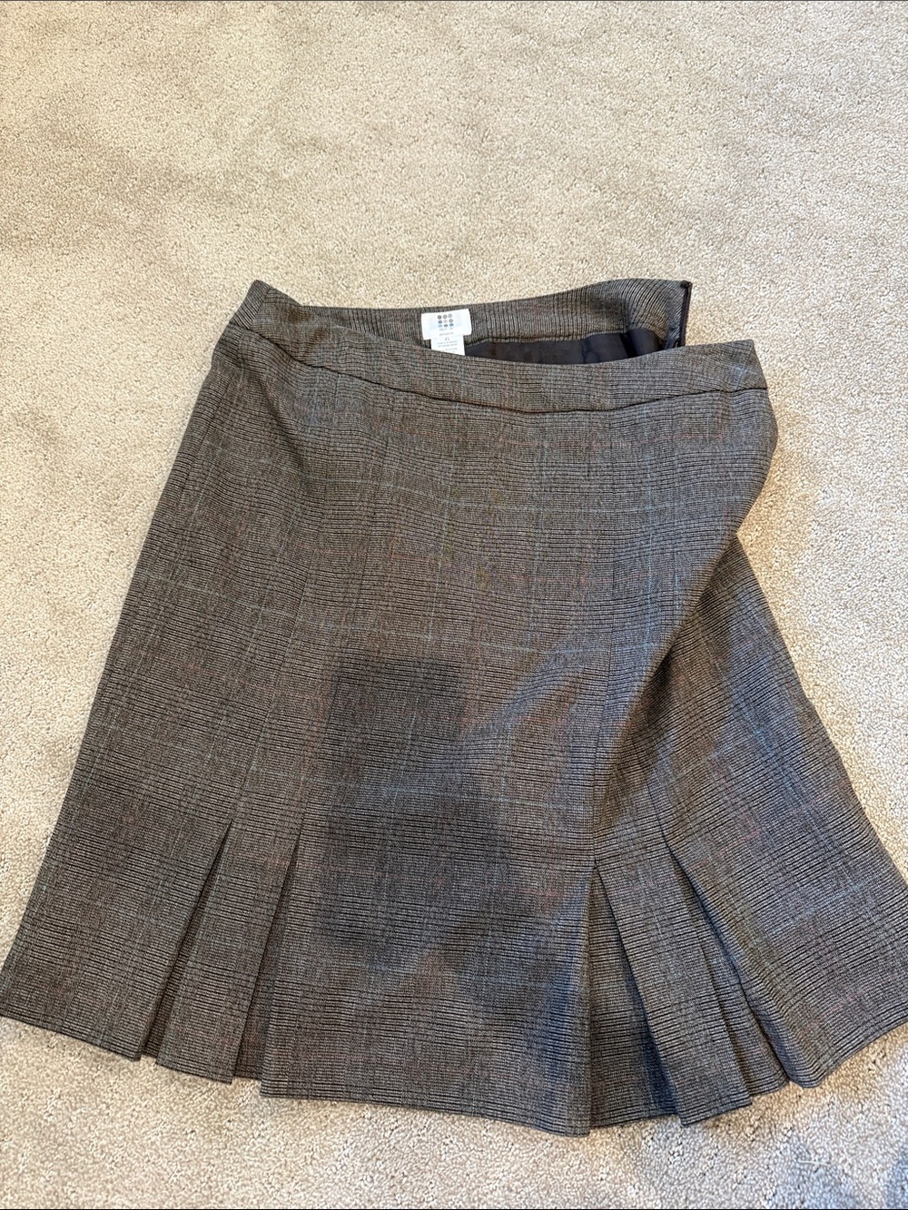 Classic Pleated Plaid Skirt - Brown